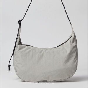 BAGGU Medium Nylon Crescent Bag